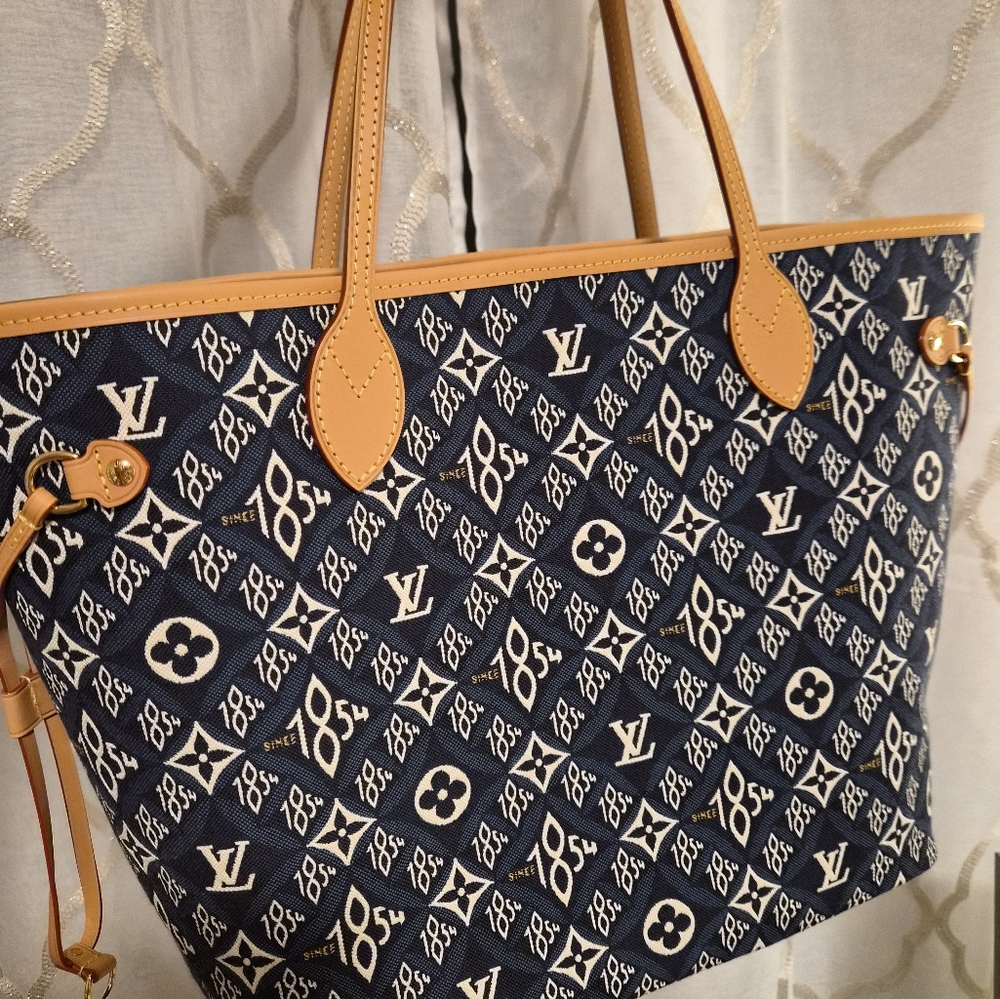 SOLD🩵Louis Vuitton 1854 Jacquard Neverfull MM Tote Bag with Wristlet - Picture 5 of 13